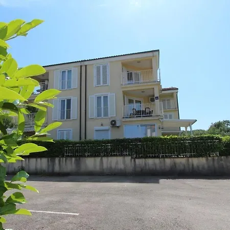 Apartment Kukolj Vantacici