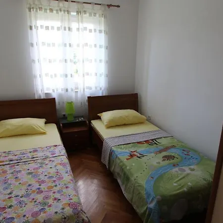 Apartment Kukolj Vantacici